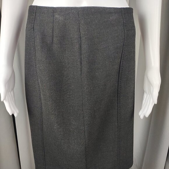 Ann Taylor LOFT Petites Women's Dark Gray To Black Lined Pencil Skirt Size 6P - Picture 2 of 11
